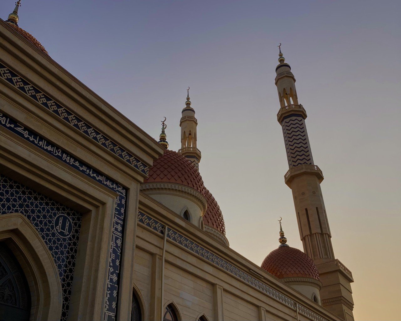 Новая мечеть в махалле Ракат