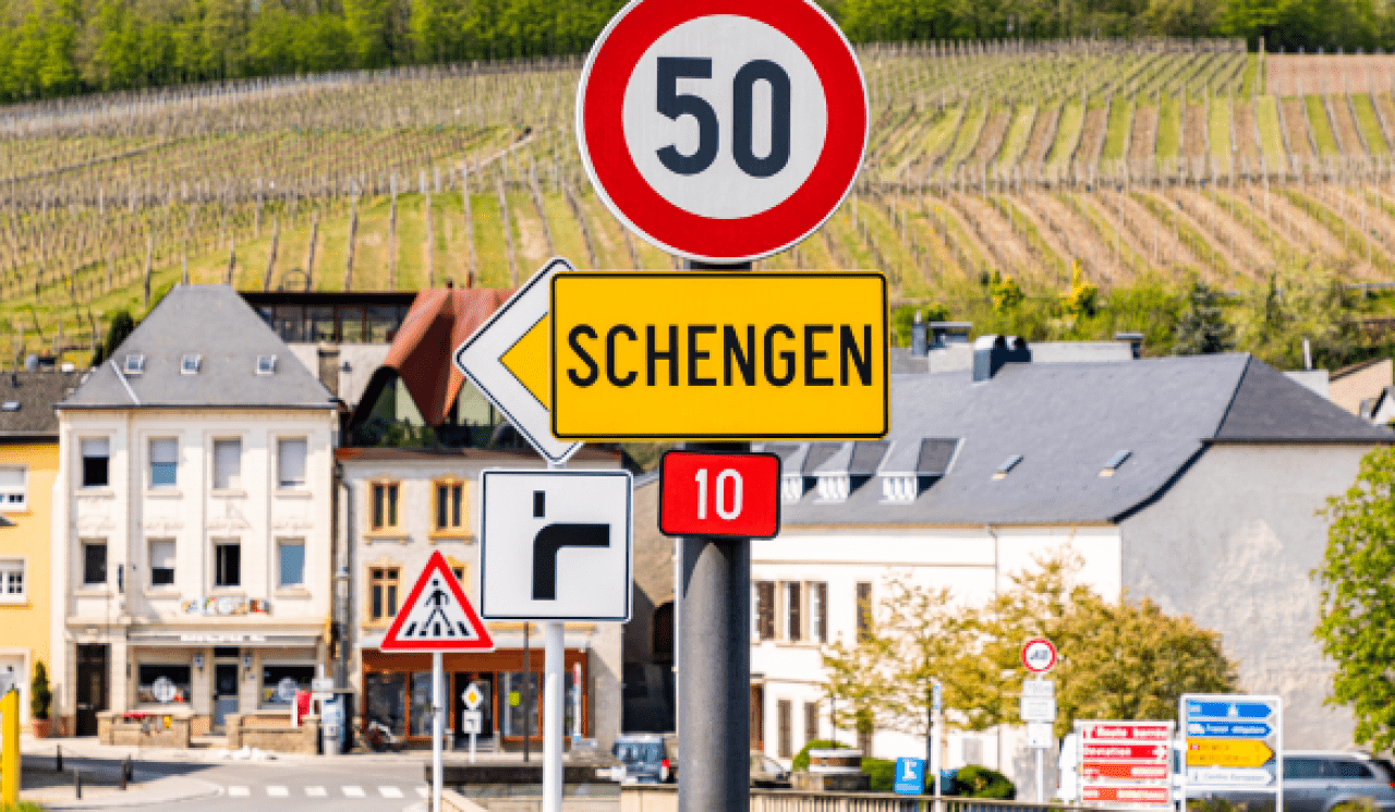 Отказов нет: ситуация с шенгенскими визами стабилизировалась
