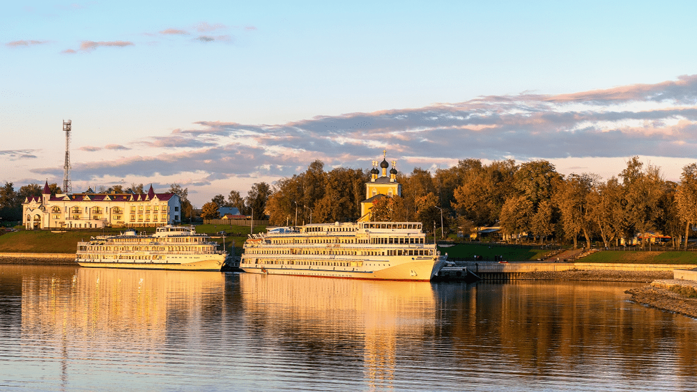 Какие речные круизы по России бронируют туристы на лето 2024 года