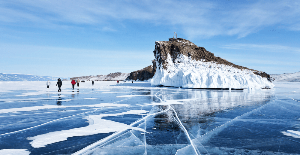 Туры на зимний Байкал начали бронировать еще в конце прошлого лета