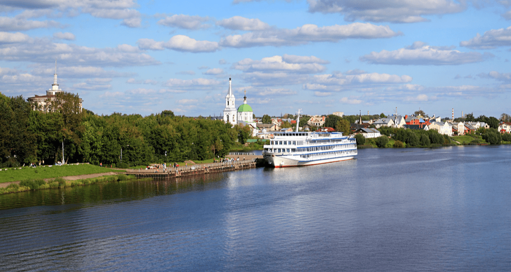 Российские операторы ежегодно отправляют в круизы 400 тысяч туристов