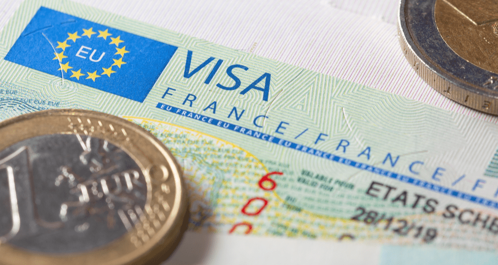 Сроки оформления шенгенских виз увеличились в канун летнего сезона