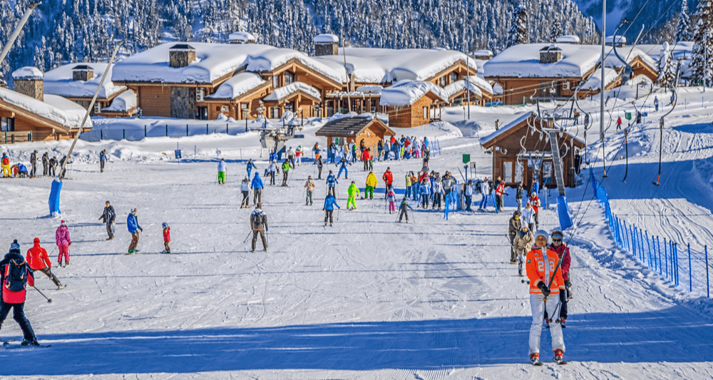 Число поездок на горнолыжные курорты России за сезон выросло на 15%
