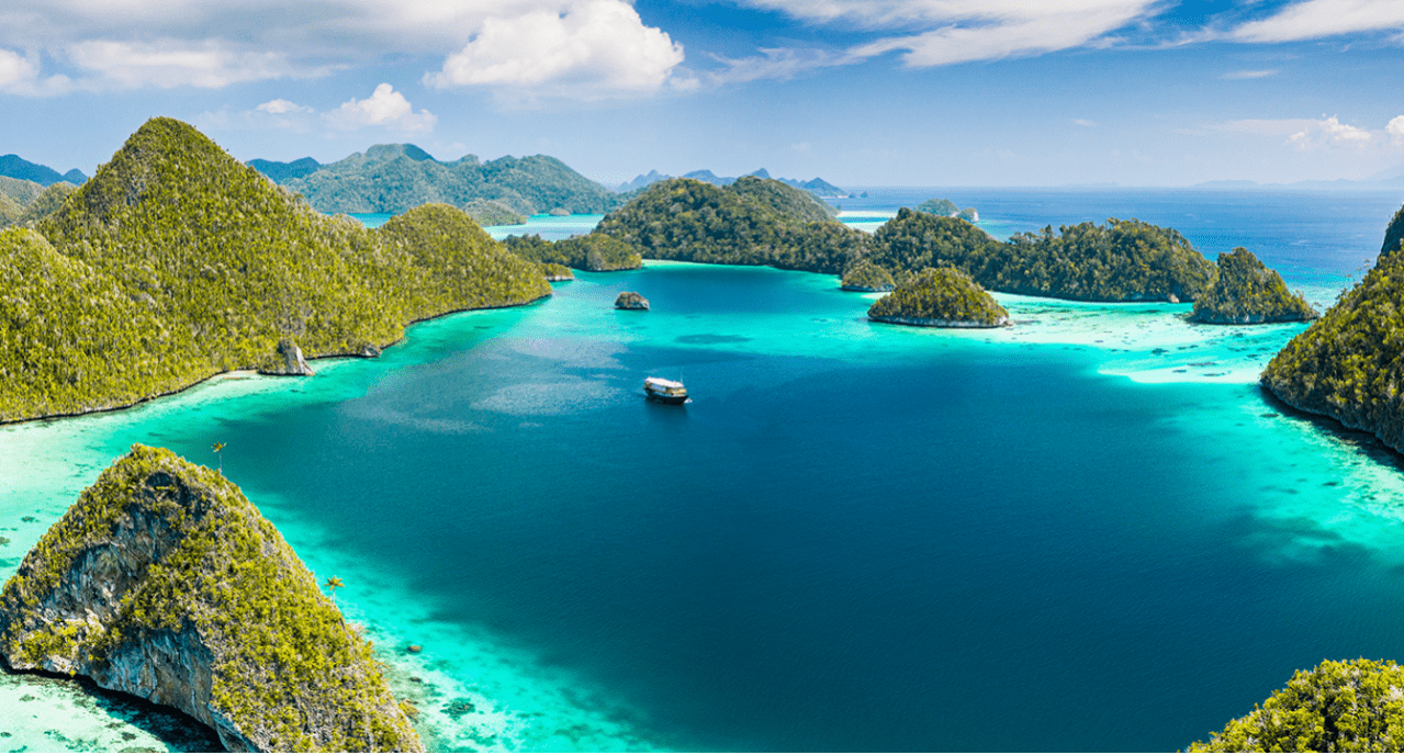 Экспедиция по следам Миклухо-Маклая – авторский тур ITM group и РГО