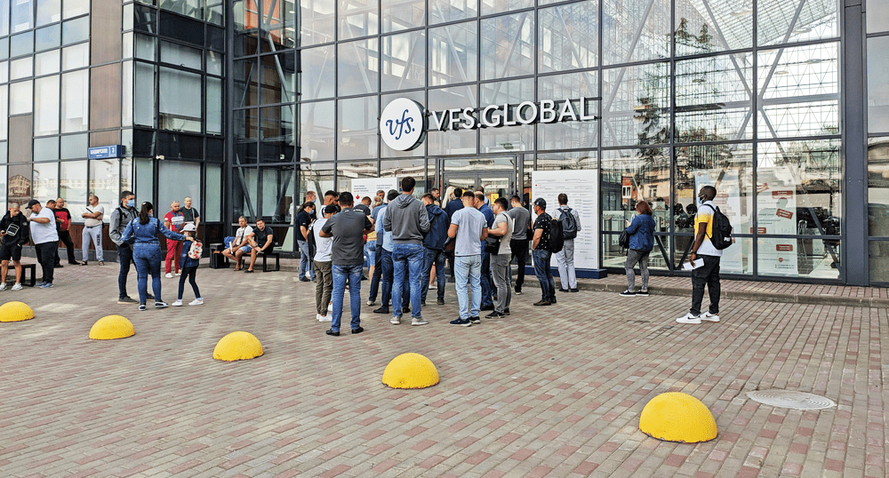 VFS Global рекомендует: как не попасть на визовых мошенников