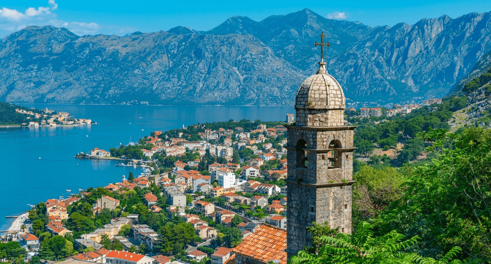 Туроператоры надеются, что Черногория не введет визы для россиян в 2026 году