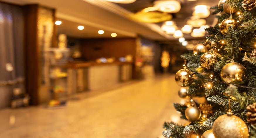 Бронирования отелей России на новогодние каникулы выросли почти на четверть