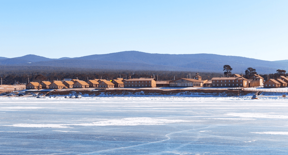 В каких регионах России наиболее доступно размещение в отелях на новогодние каникулы
