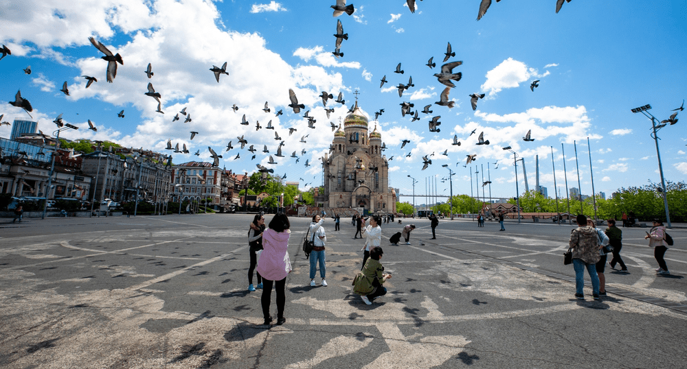 Почему замедлился рост въездного турпотока в Россию в 2025 году