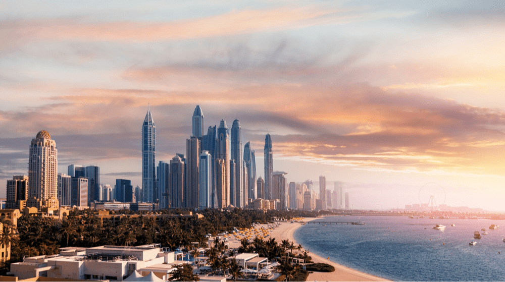 Туроператоры за свой счет расселяют туристов в отелях ОАЭ