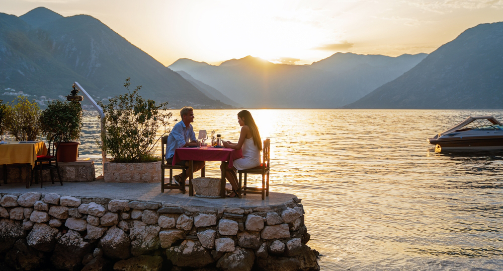 Куда и за какие деньги отправляются пары в романтическое путешествие