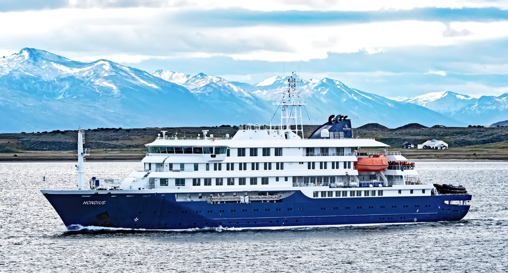 Вспышка хантавируса на лайнере MV Hondius не повлияет на интерес россиян к круизам
