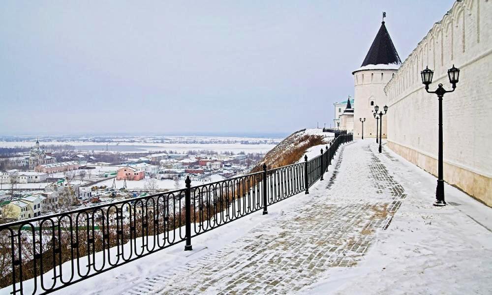 Вырежи из приложения фотографии сделанные в указанных городах казань тобольск саратов